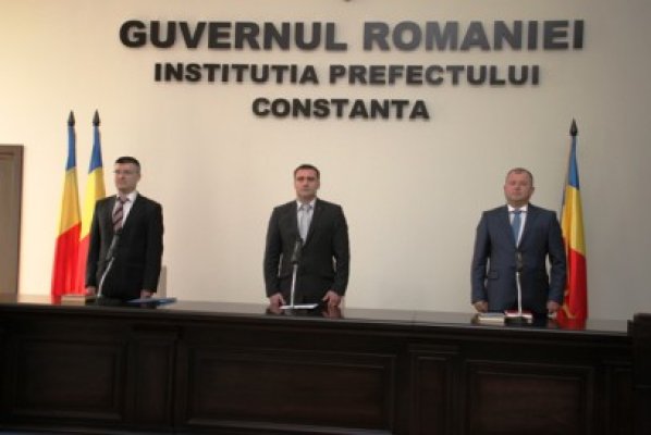 Accoium Mustafa Levent şi Anefi Ersun, investiţi în funcţiile de subprefecţi ai judeţului Constanţa